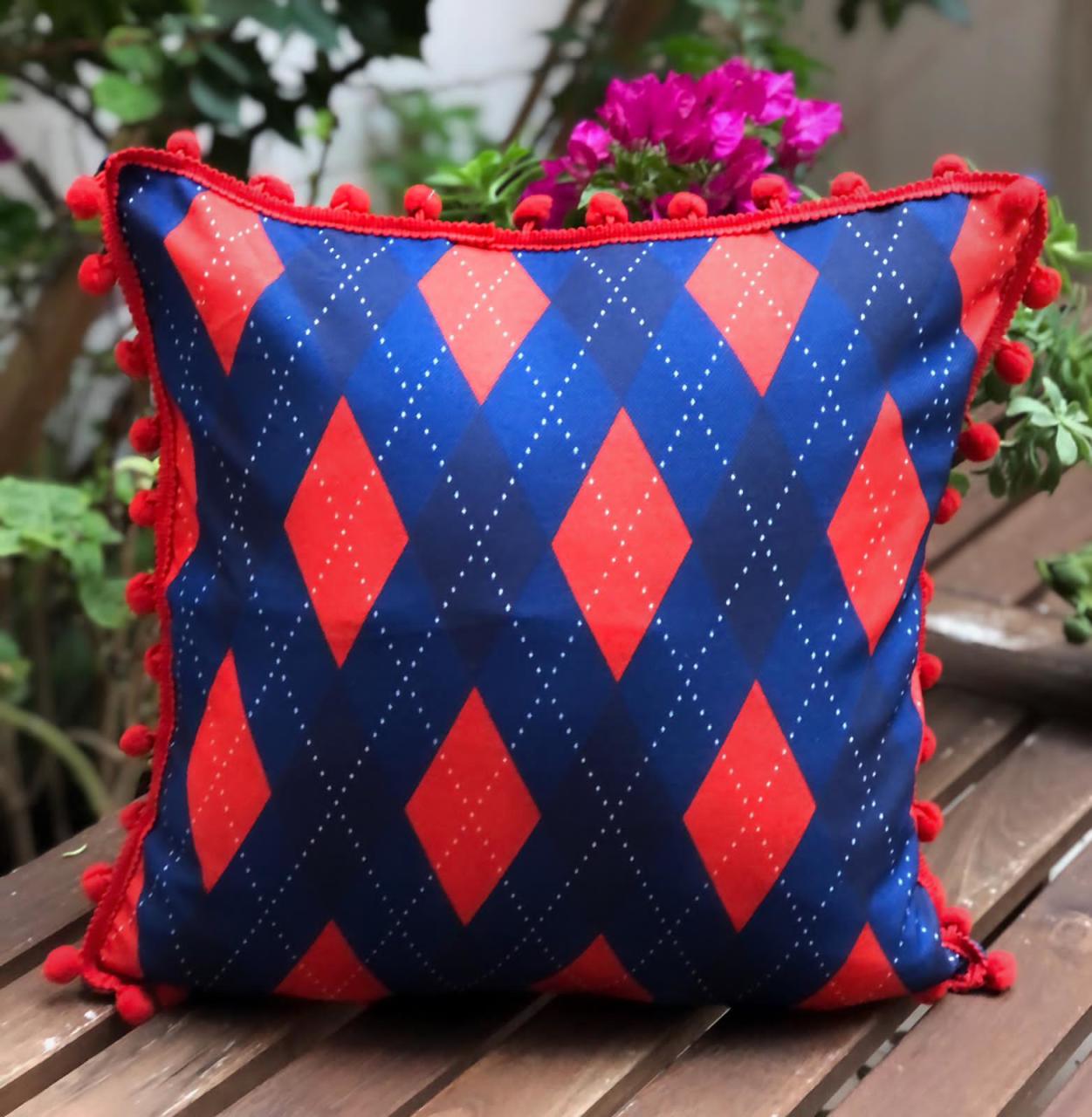 Baklava Desenli Kırlent