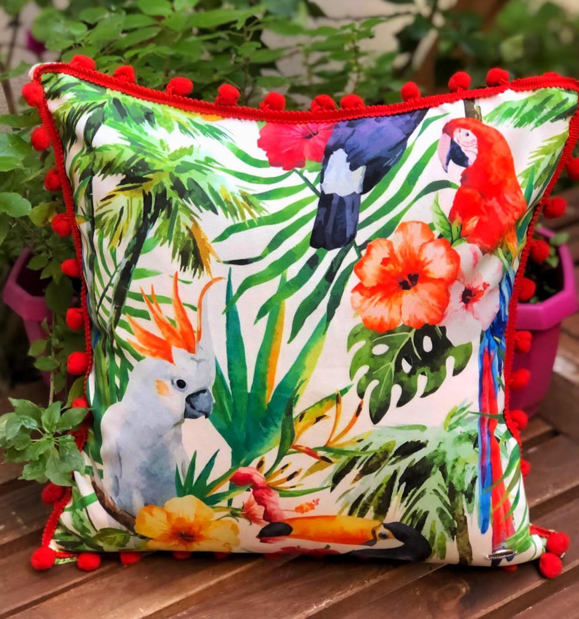 Papağan Desenli Kırlent