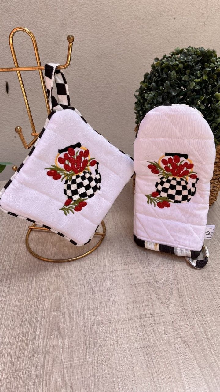 Lale Desenli Eldiven Tutaç Seti