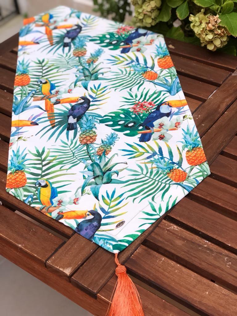 Ananas Tukan Desenli Runner