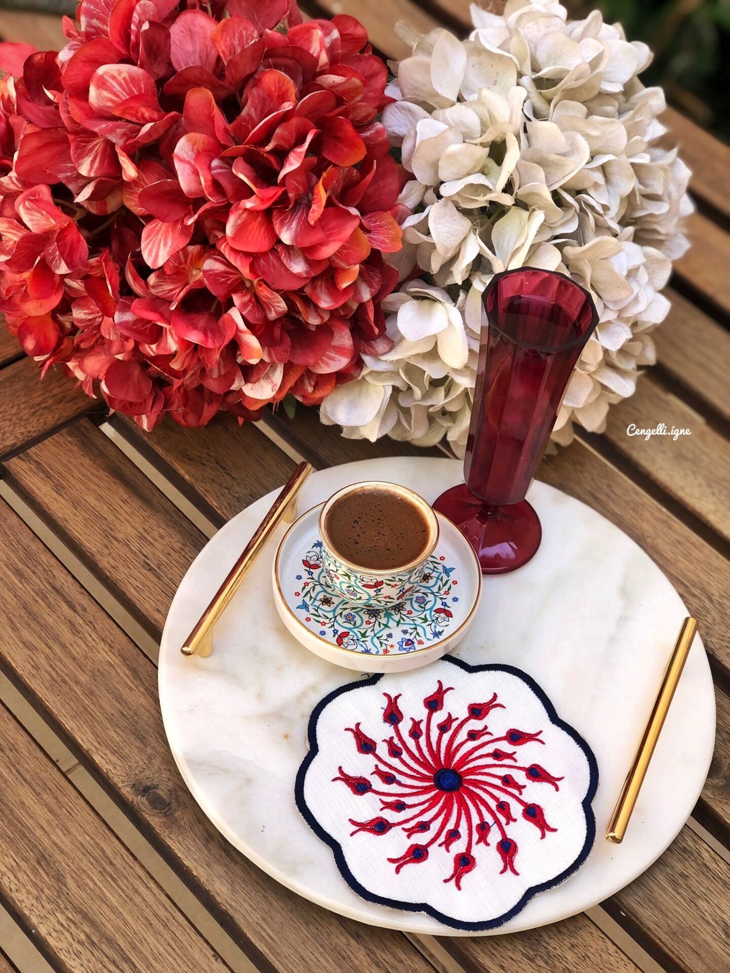 Kırmızı Lale Kokteyl Peçete