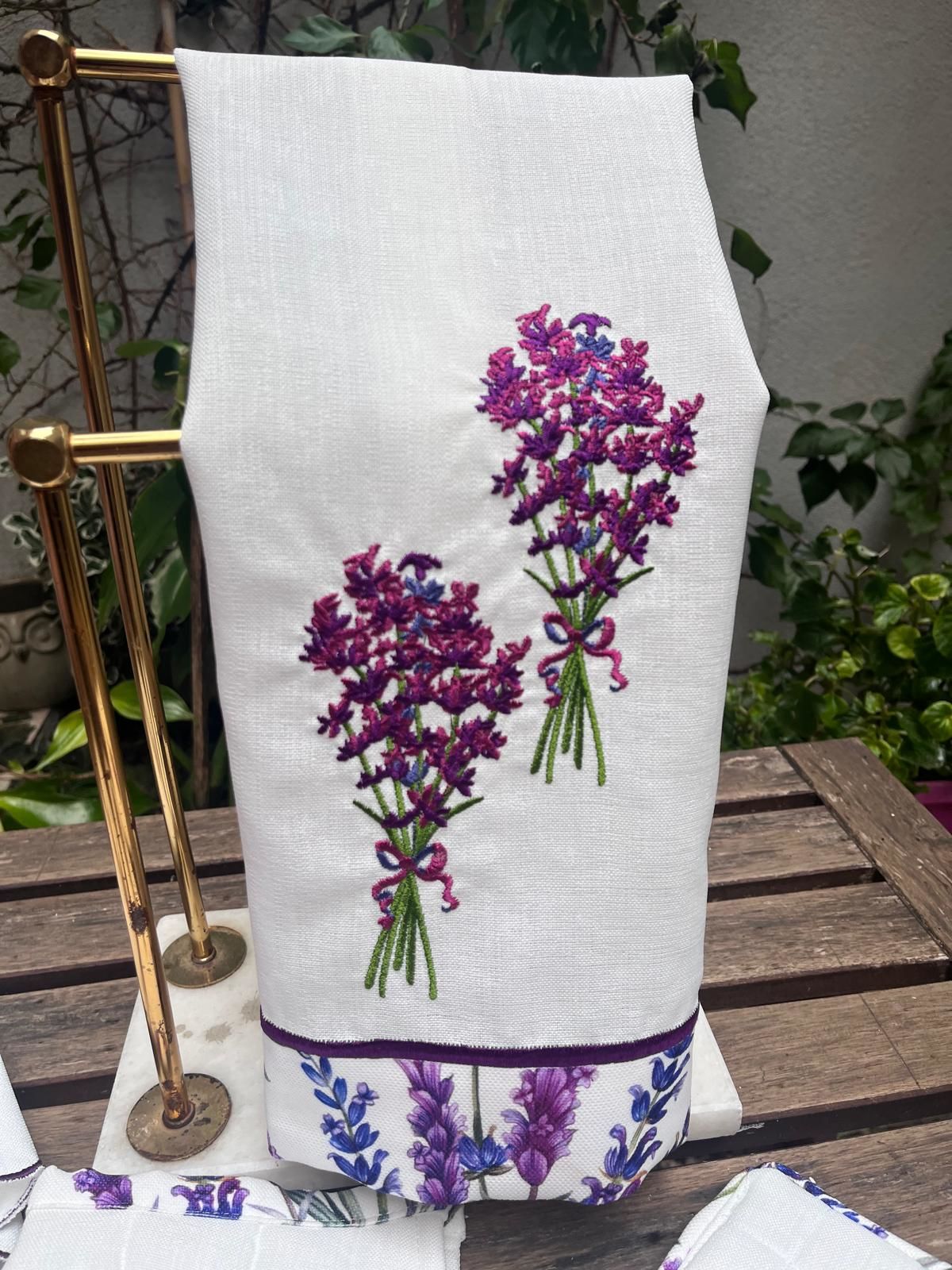 Lavanta Desenli Fırın Örtüsü