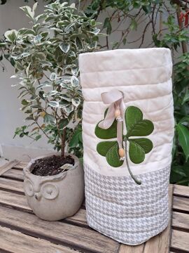 Yonca Nakışlı Kapitone Poşetlik