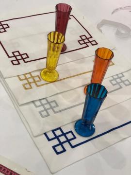 Nakış İşlemeli Geometrik Keten Amerikan Servis