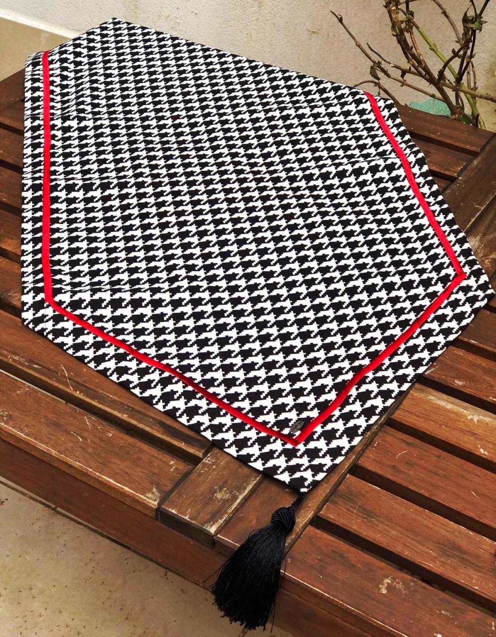 Kazayaklı Kırmızı Pikolu Runner