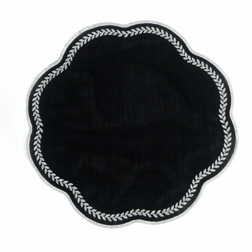 Siyah Üzeri Gümüş Başak İşlemeli Yuvarlak Keten Servis